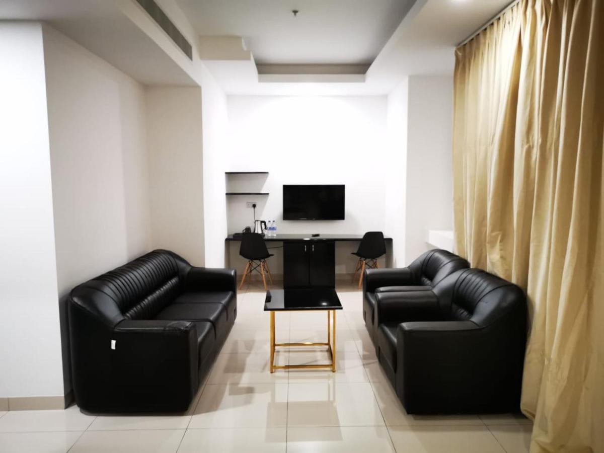 מלון Parkside Plaza מוסקט מראה חיצוני תמונה